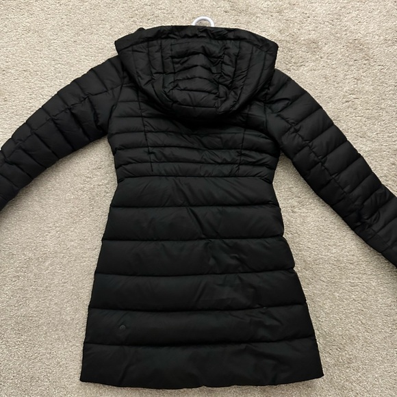Lululemon Brave The Cold Jacket - Picture 6 of 9